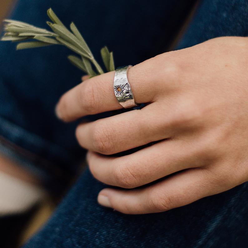 Minimalist Sun Peak Creative Open-Faced Adjustable Ring